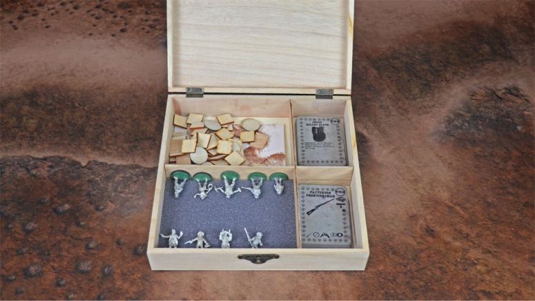 MWG - Blog - Exiles - Exiles Products - Overview - Campaign Box Contents